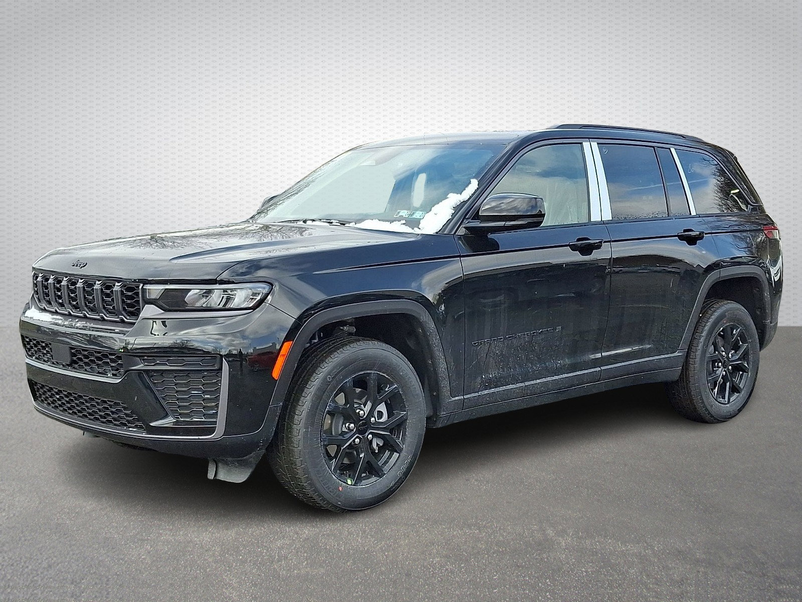 New 2026 Jeep Grand Cherokee Altitude image 3