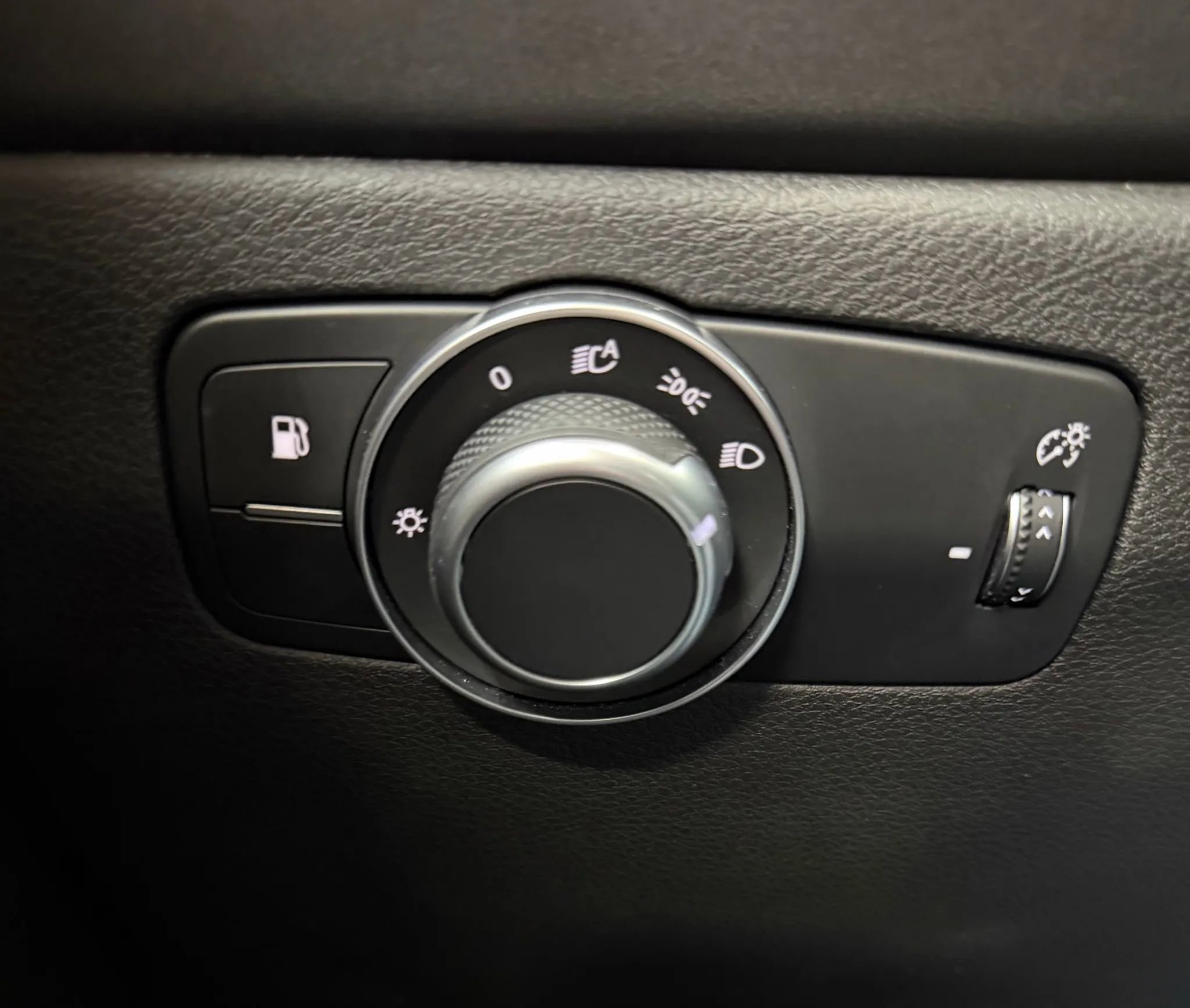 Used 2024 Dodge Hornet R/T image 32