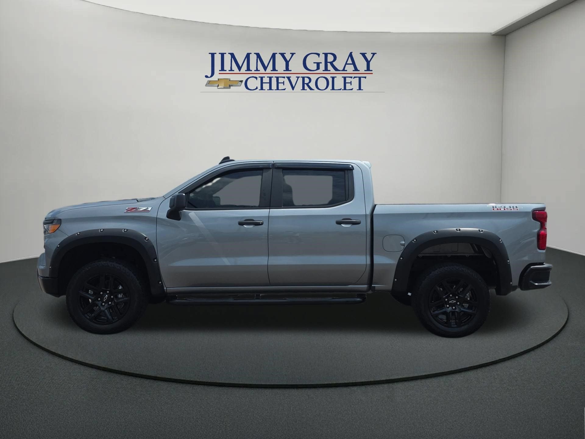 Used 2025 Chevrolet Silverado 1500 Custom Trail Boss AWD/4WD image 2