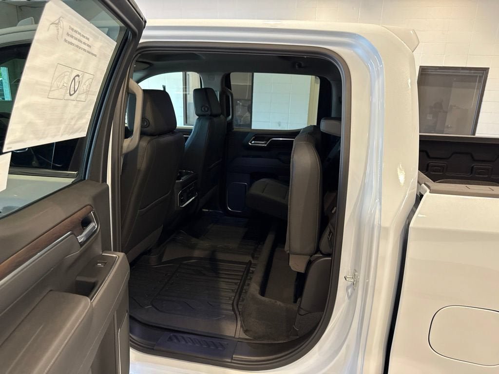 New 2026 GMC Sierra 1500 SLT w/ SLT Premium Plus Package AWD/4WD image 22