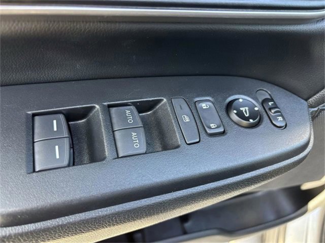 Used 2020 Honda CR-V Touring image 24