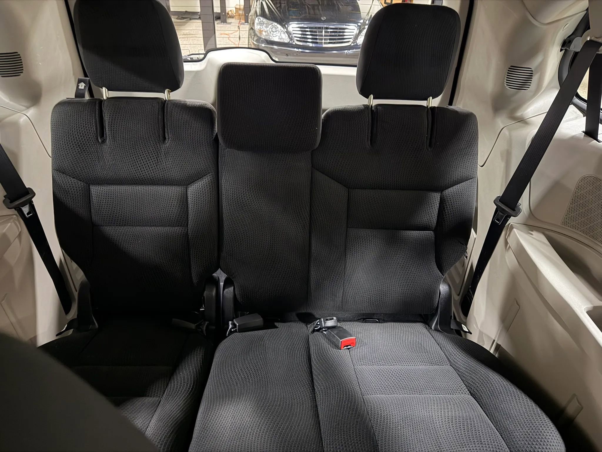 Used 2019 Dodge Grand Caravan SE FWD image 42