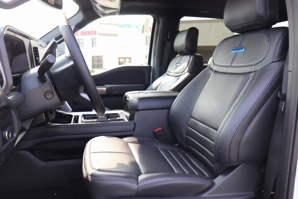 New 2025 Ford F250 Platinum image 3