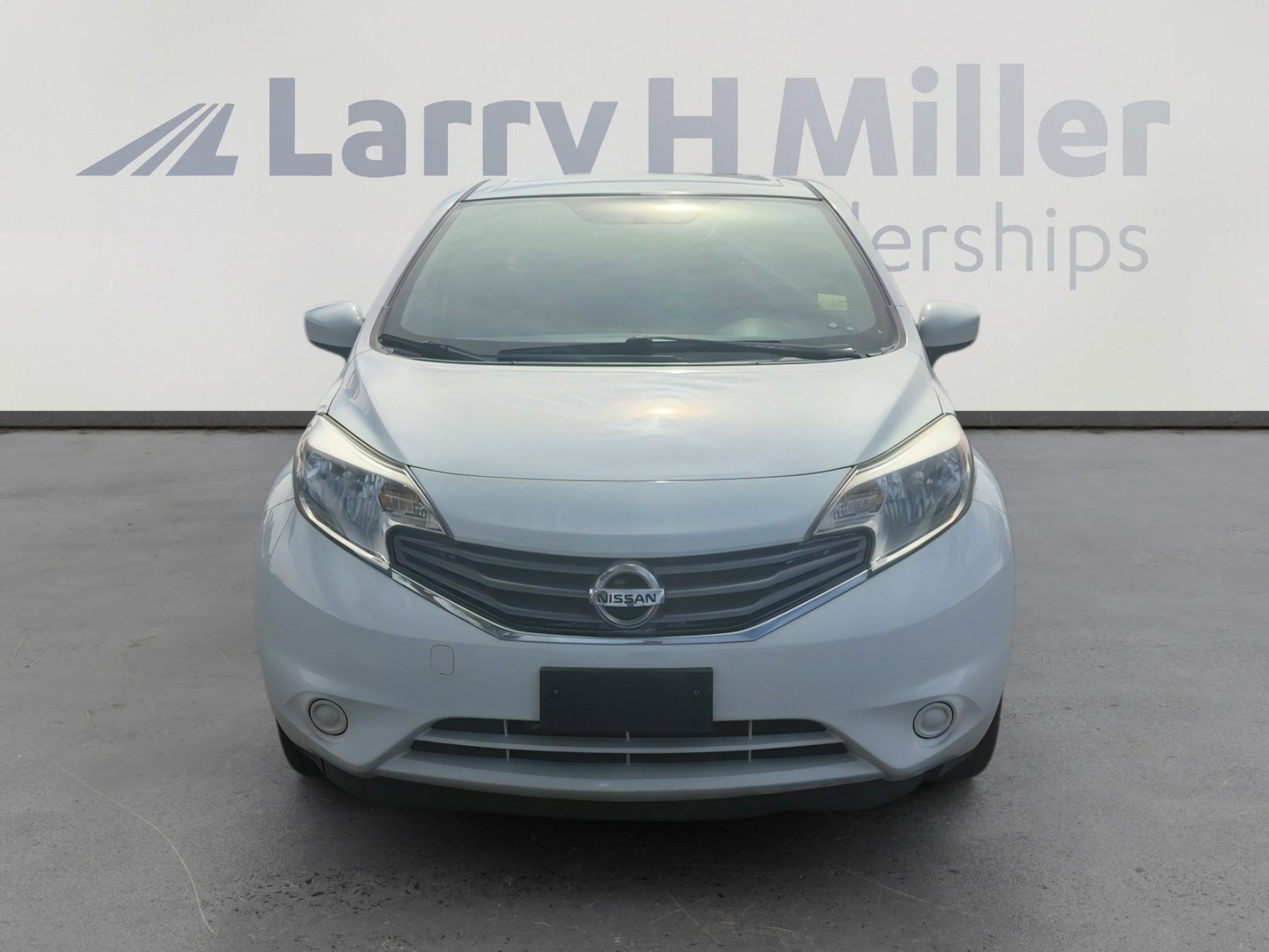 Used 2015 Nissan Versa Note SV FWD image 8