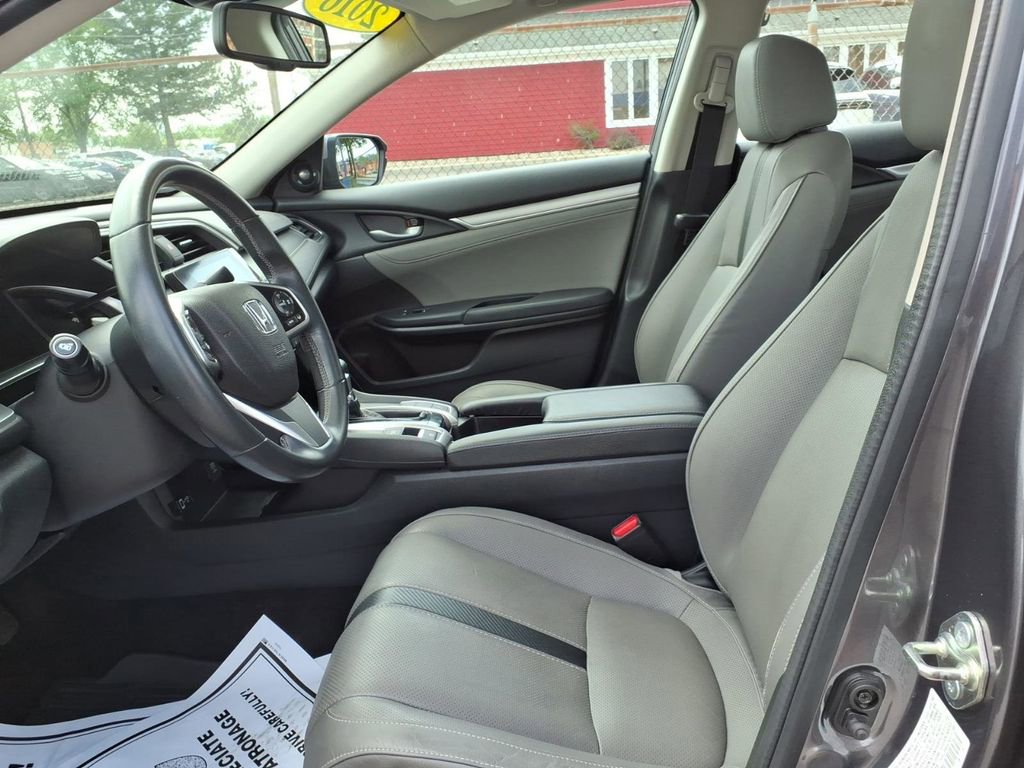 Used 2016 Honda Civic Touring image 12