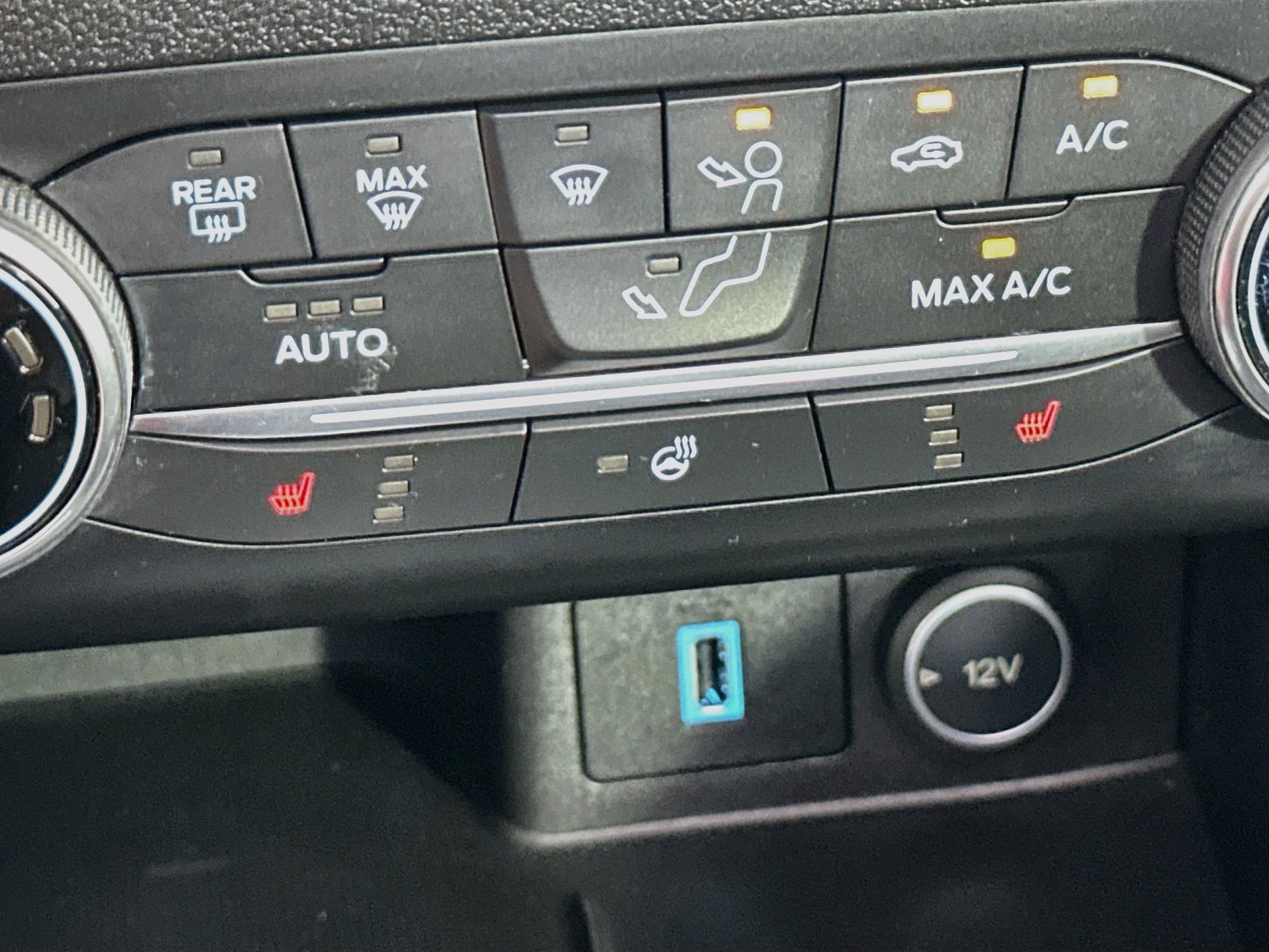 Used 2020 Ford Escape SEL AWD/4WD image 20
