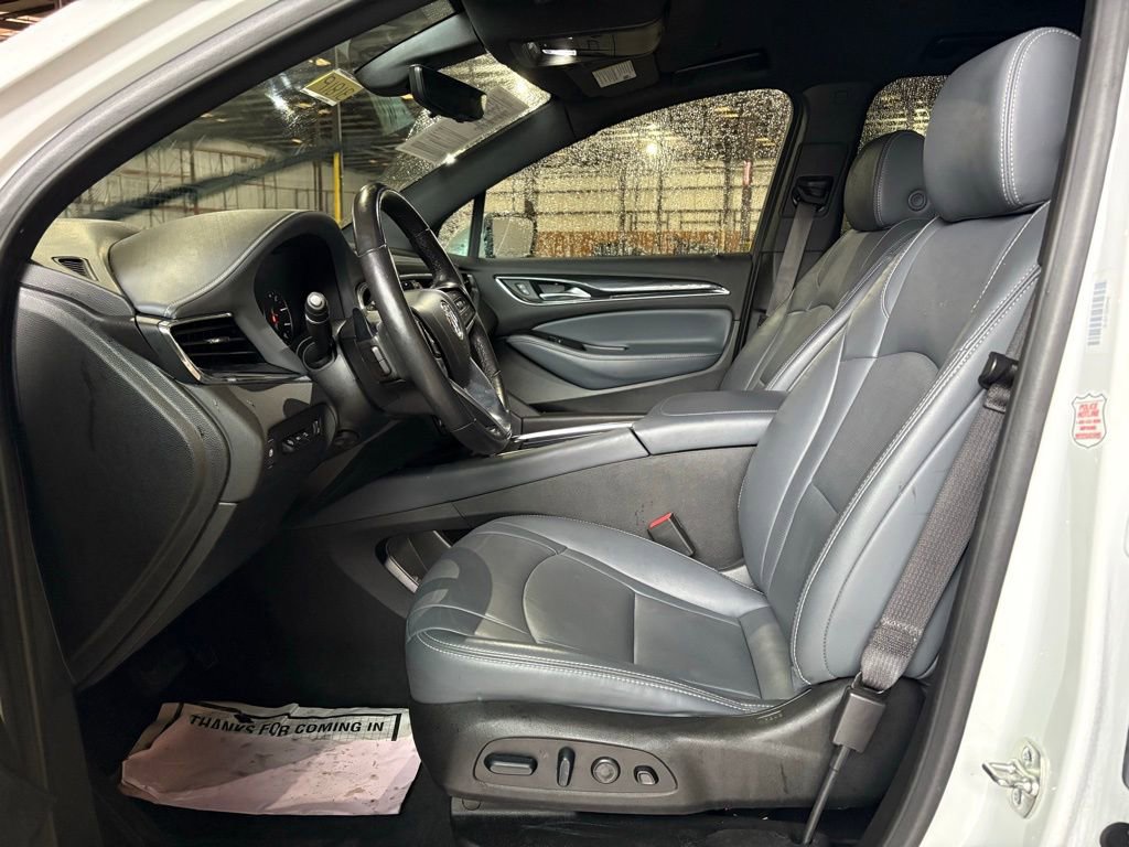 Used 2024 Buick Enclave Premium image 18