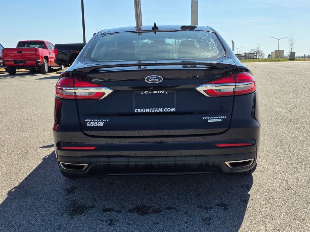 Used 2019 Ford Fusion Titanium image 5