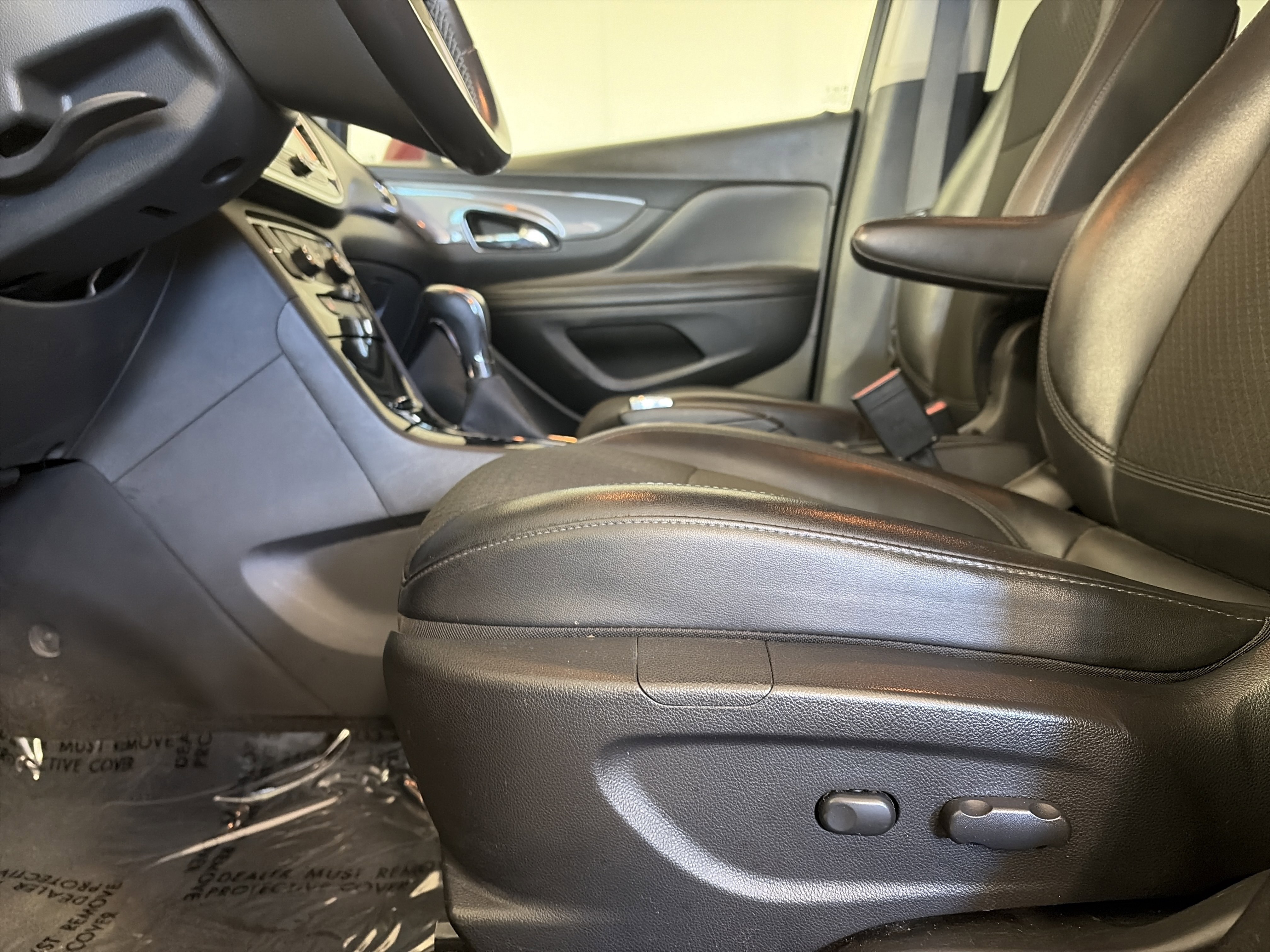Used 2020 Buick Encore Preferred w/ Safety Package image 15