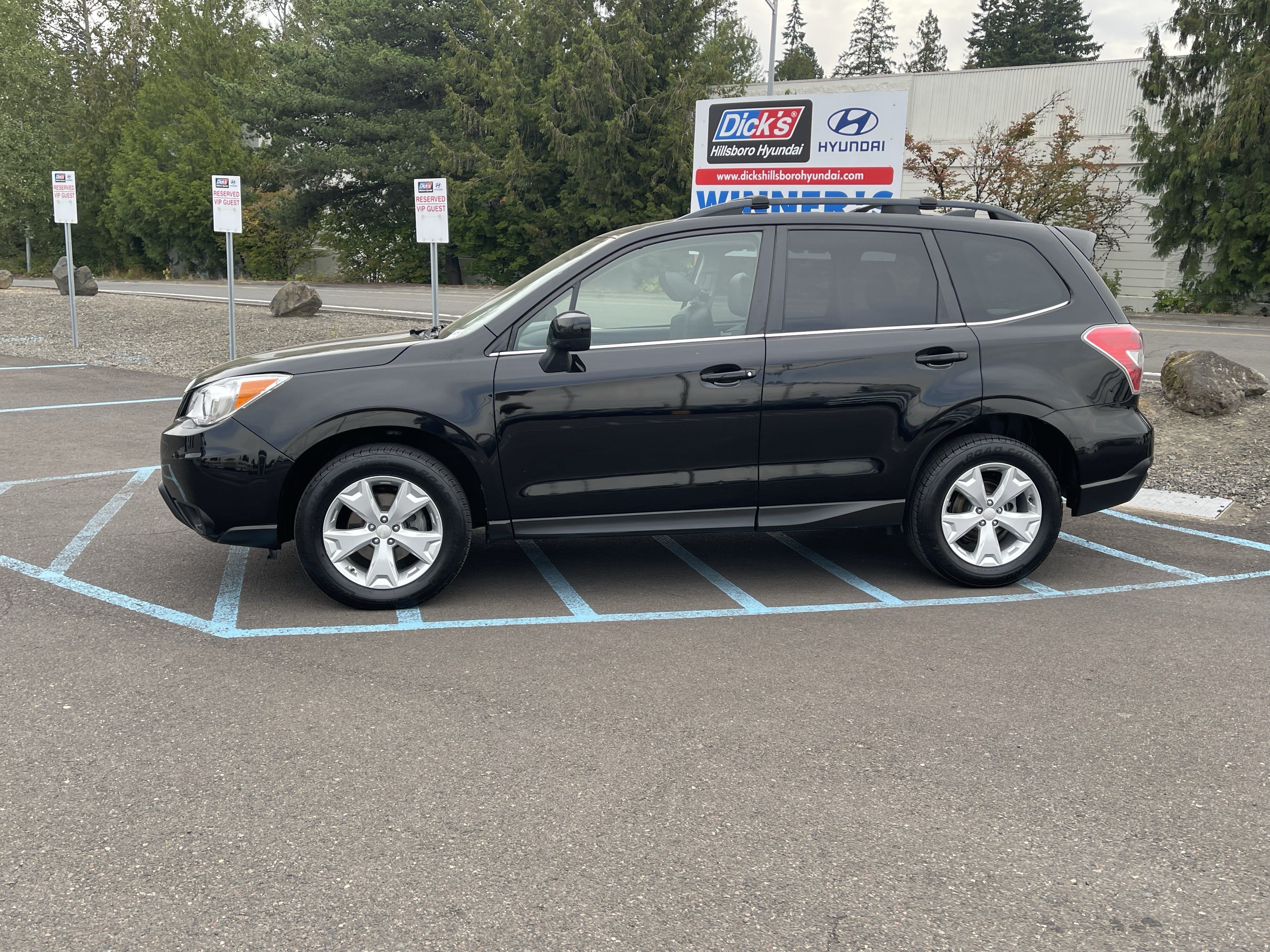 Used 2016 Subaru Forester 2.5i Limited w/ Popular Package #1 AWD/4WD image 2