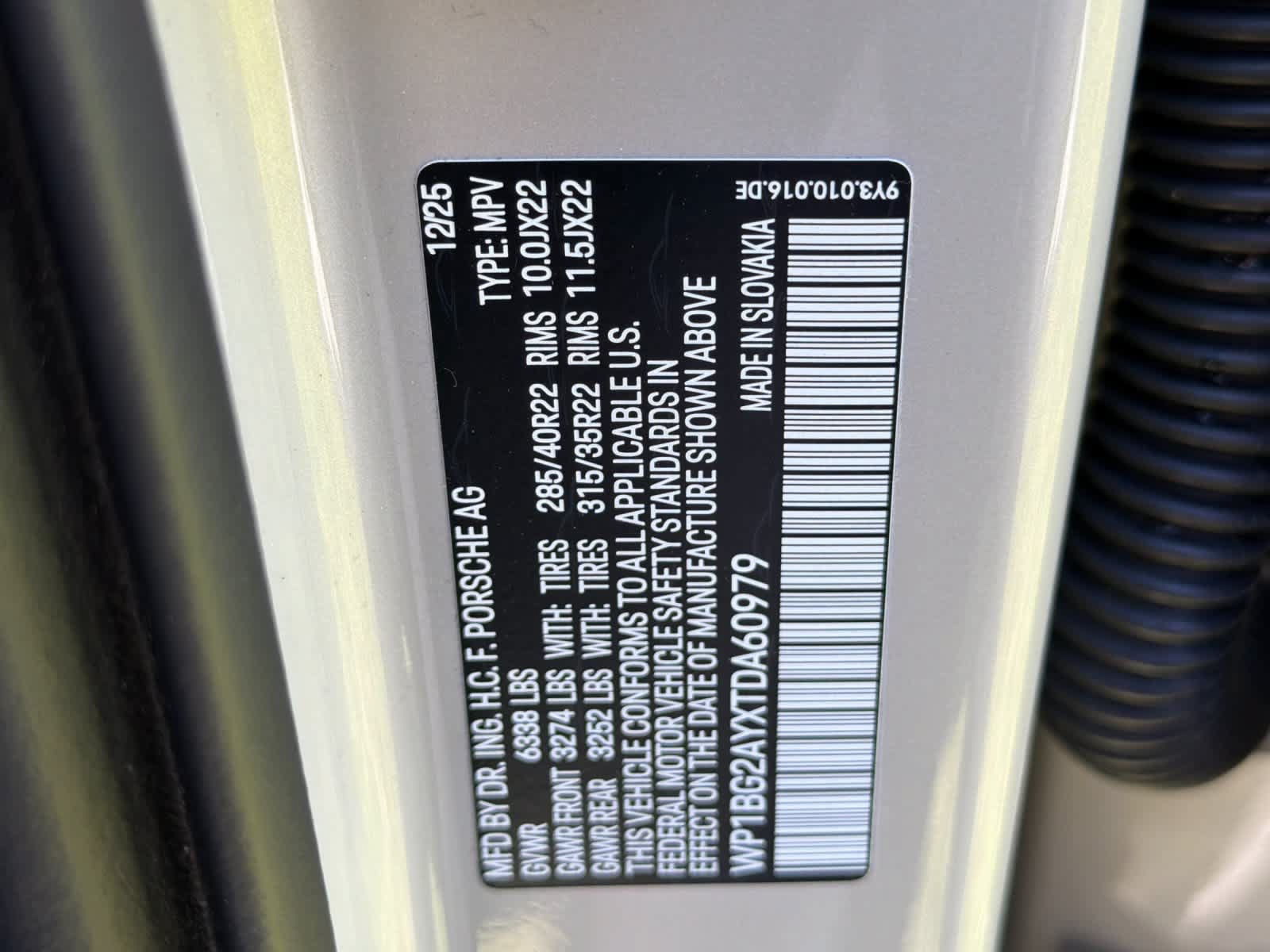 Certified 2026 Porsche Cayenne GTS AWD/4WD image 34