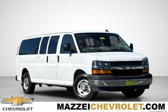 Used 2024 Chevrolet Express 3500 LT w/ LT Preferred Equipment Group RWD image 1
