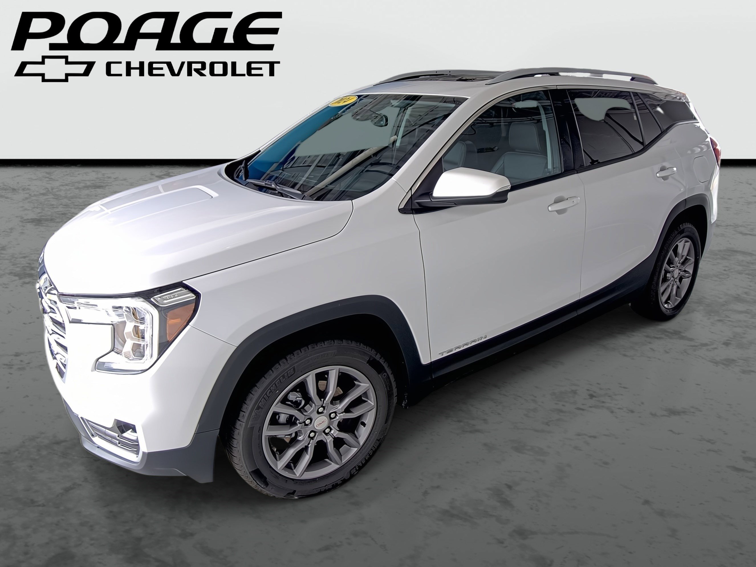 Used 2024 GMC Terrain SLT w/ Infotainment Package II
