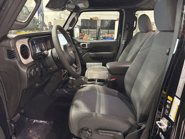 New 2026 Jeep Gladiator Sport image 14