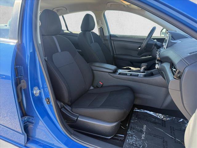 Used 2024 Nissan Sentra SV FWD image 14
