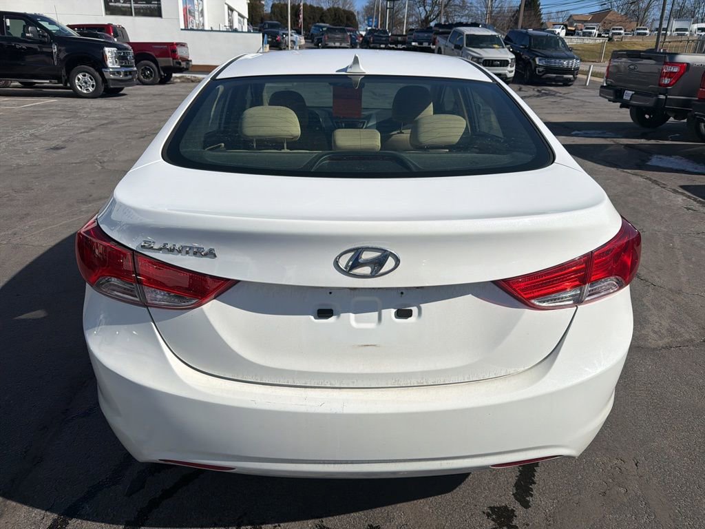 Used 2013 Hyundai Elantra GLS w/ Preferred Pkg image 7