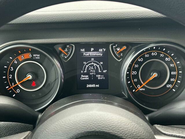 Used 2023 Jeep Gladiator Sport image 29