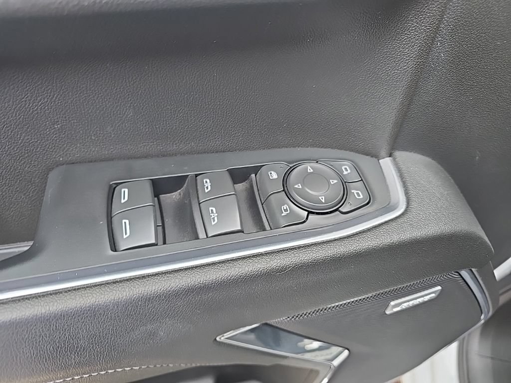 Used 2023 Chevrolet Silverado 1500 LTZ AWD/4WD image 9