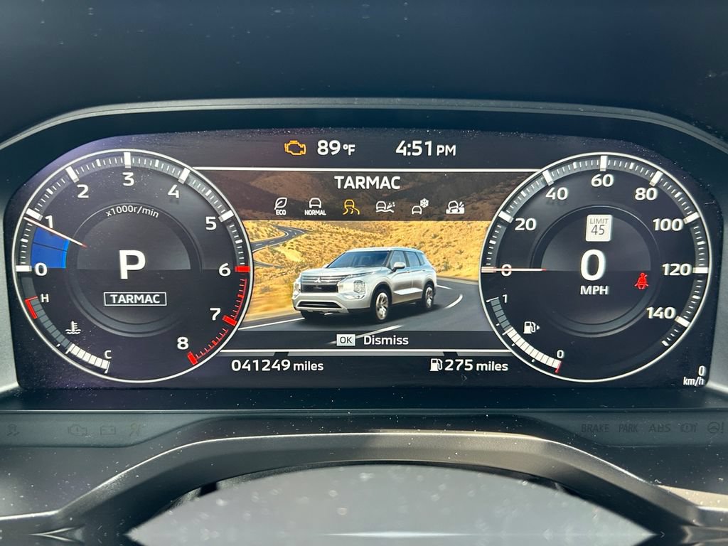 Used 2023 Mitsubishi Outlander SE AWD/4WD image 28