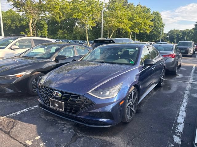 Used 2021 Hyundai Sonata SEL Plus w/ Tech Package FWD image 2