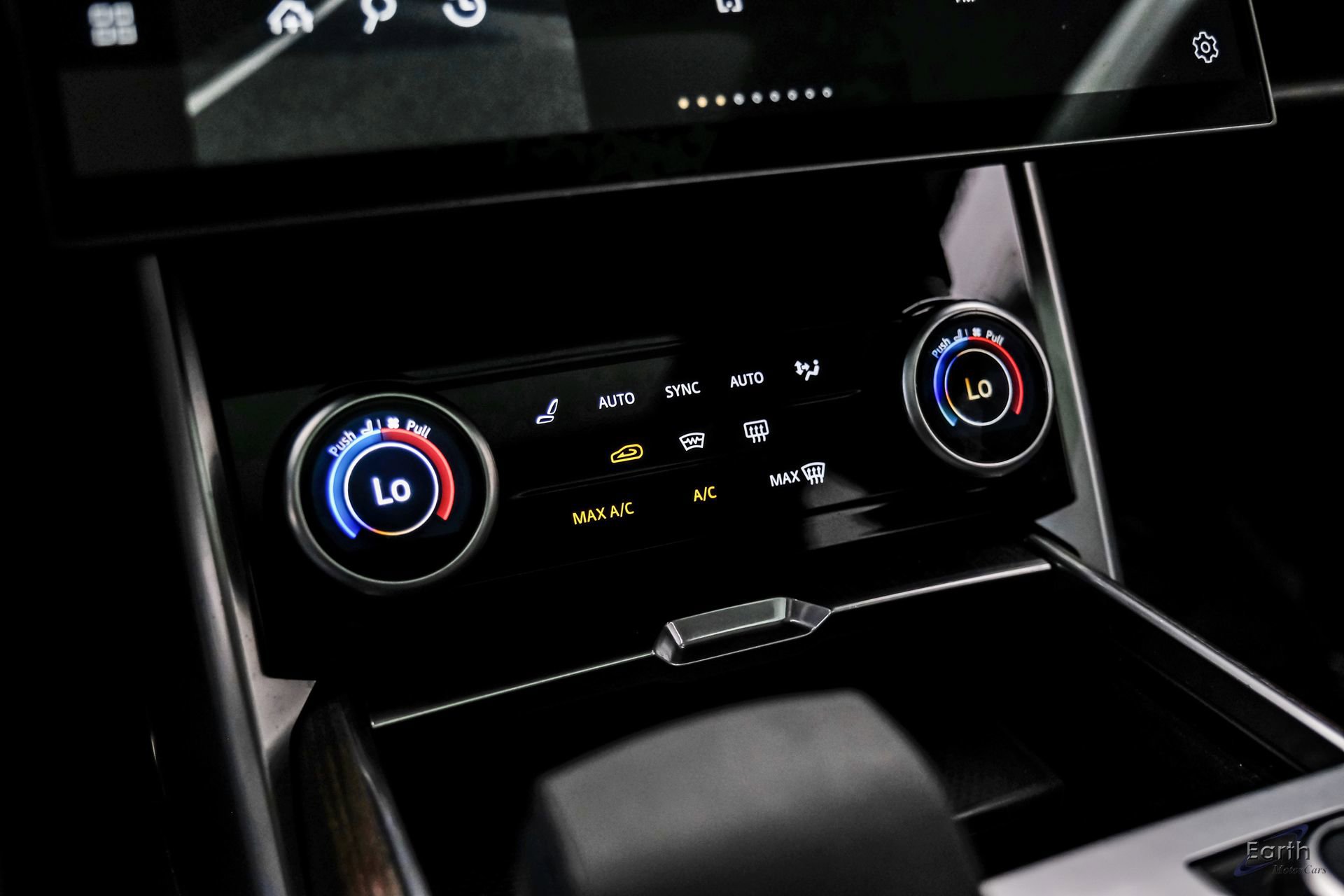 Used 2023 Land Rover Range Rover SE image 58