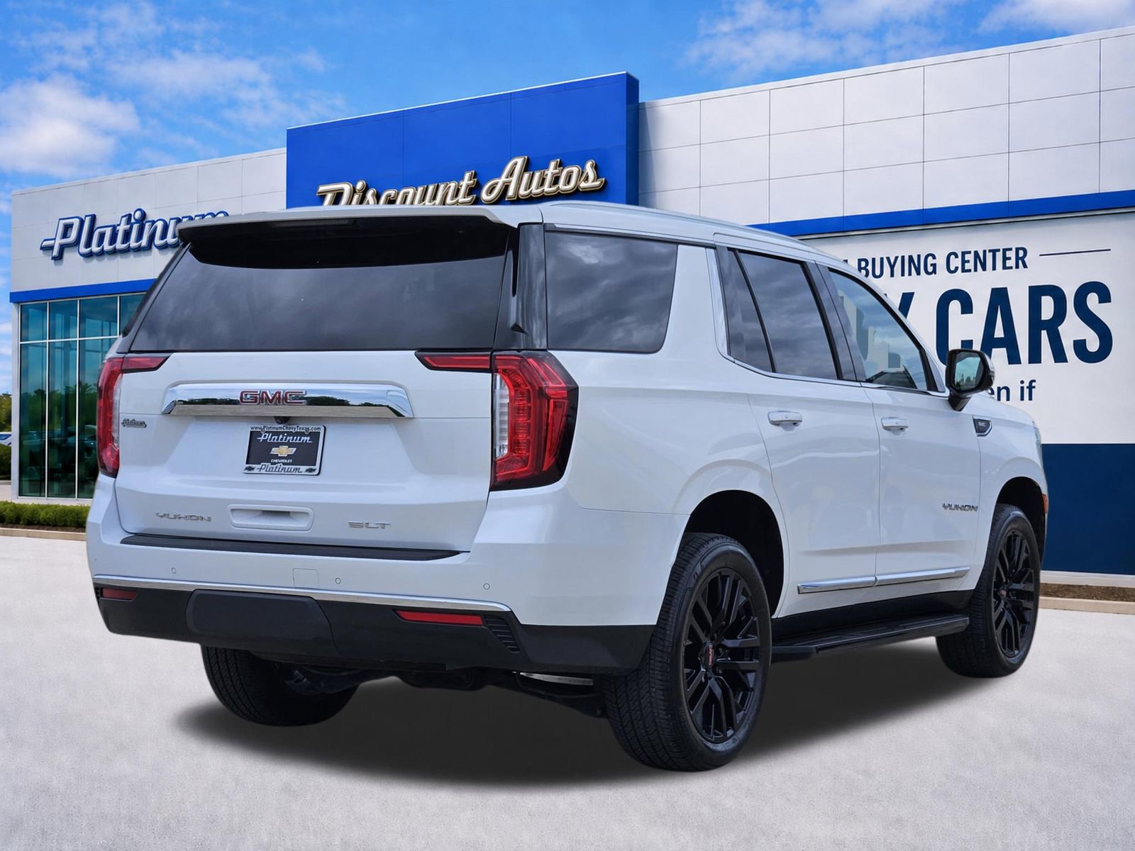 Used 2021 GMC Yukon SLT w/ SLT Premium Package RWD image 5