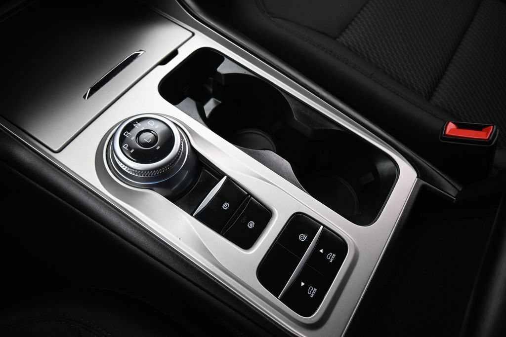 Certified 2023 Ford Explorer XLT RWD image 16