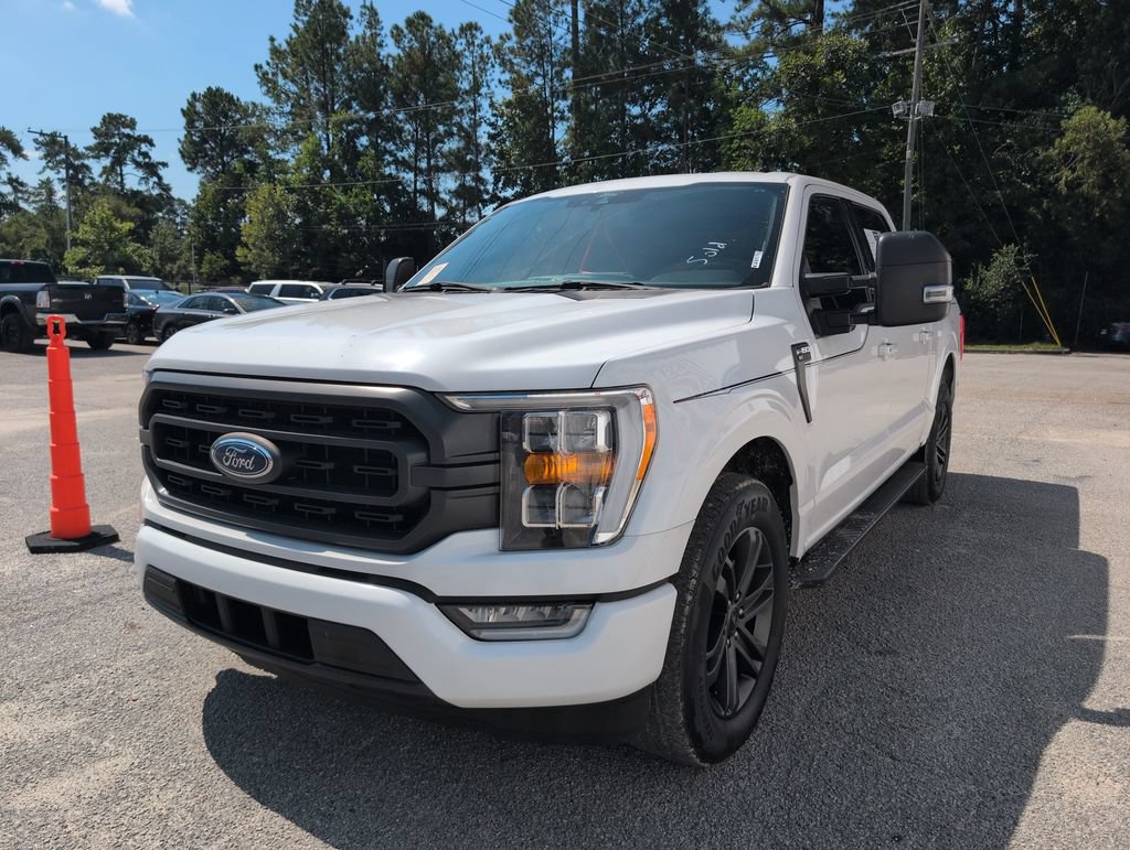 Used 2022 Ford F150 XLT w/ Equipment Group 302A High RWD image 4