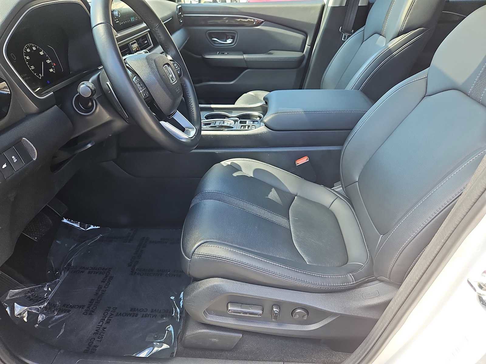 Used 2023 Honda Pilot Touring image 32