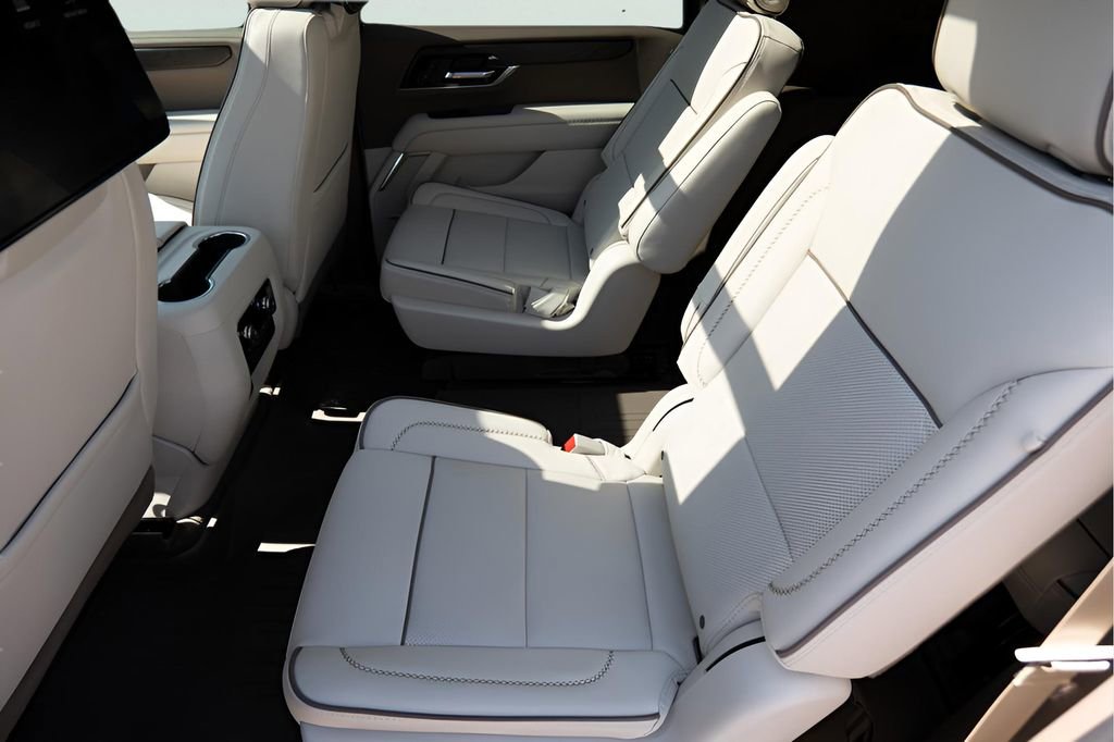 New 2026 GMC Yukon XL Denali w/ Denali Reserve Package image 23