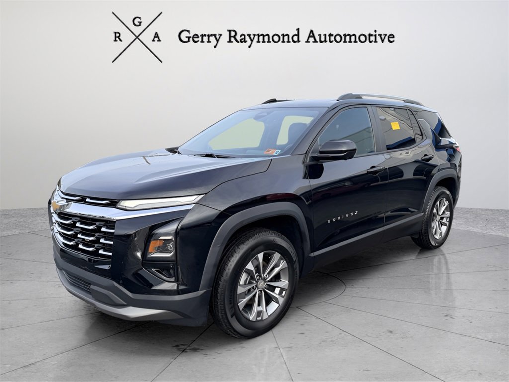 Used 2025 Chevrolet Equinox LT w/ Convenience Package II image 3