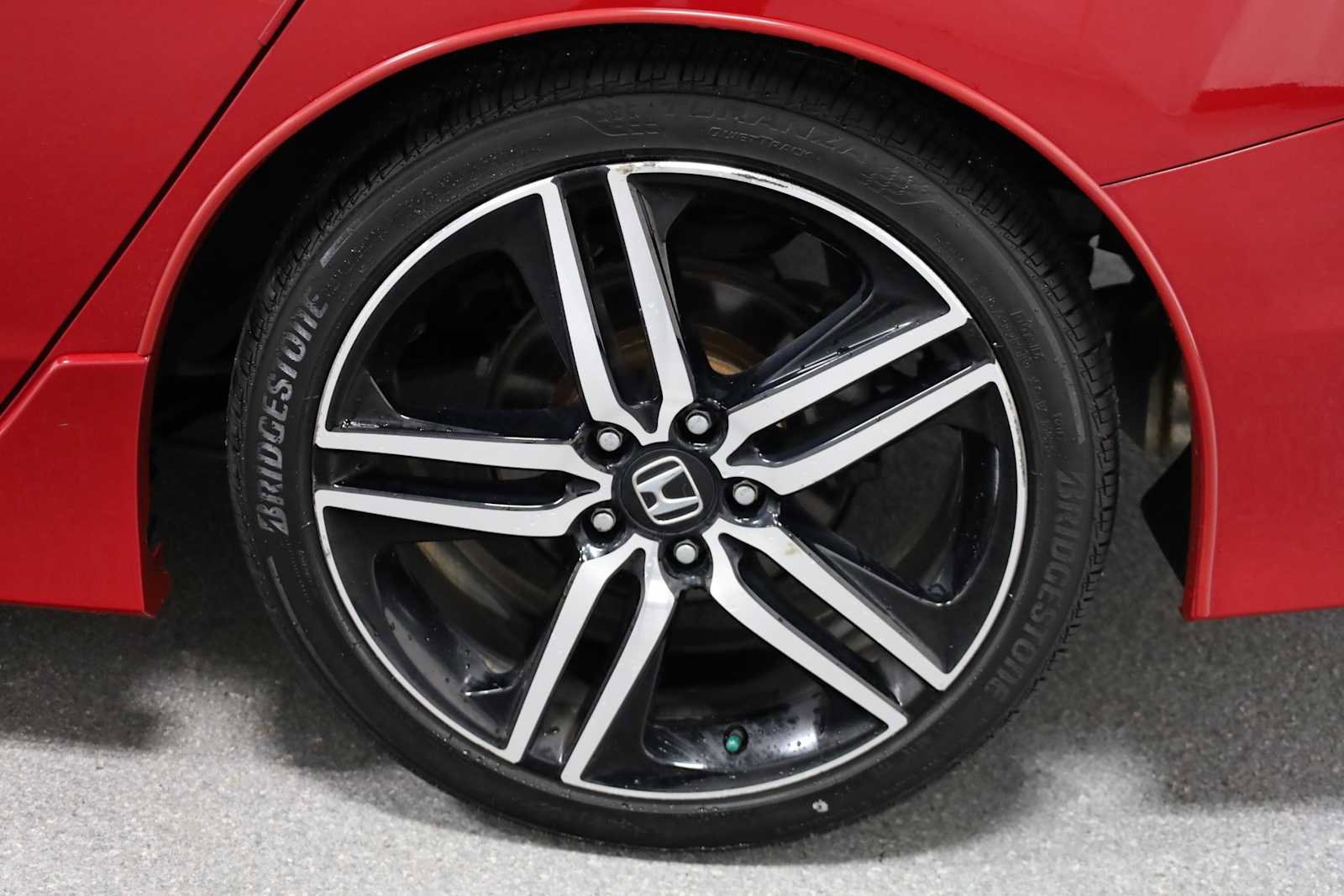 Used 2016 Honda Accord Sport image 43