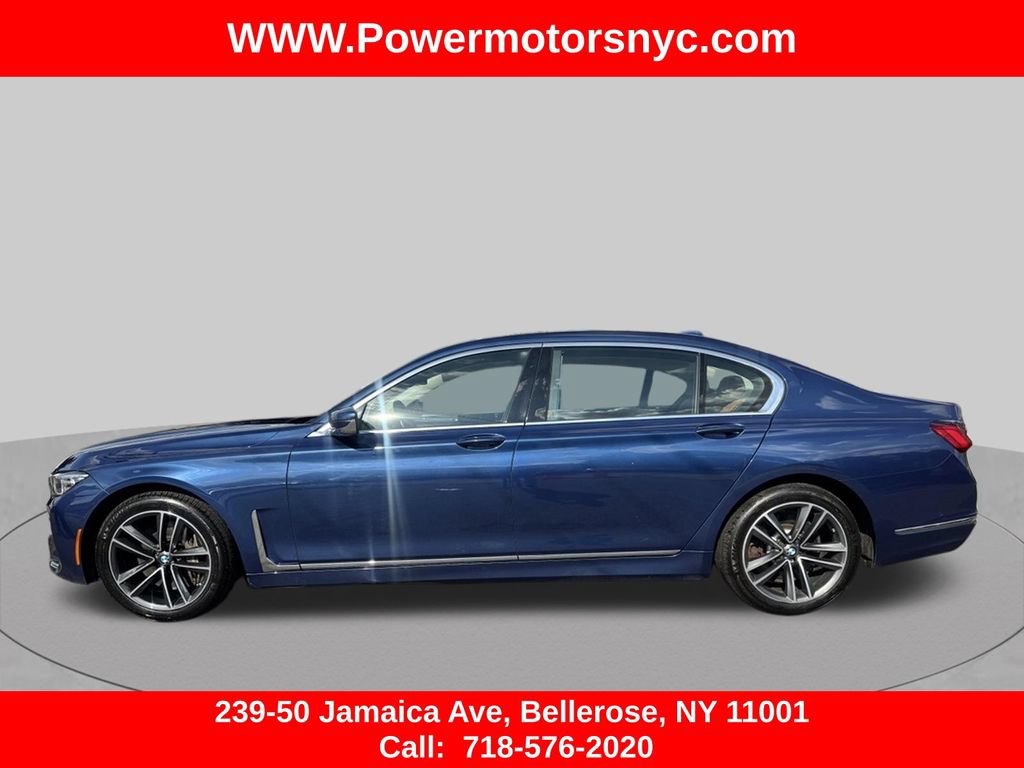 Used 2022 BMW 750Li xDrive AWD/4WD image 9