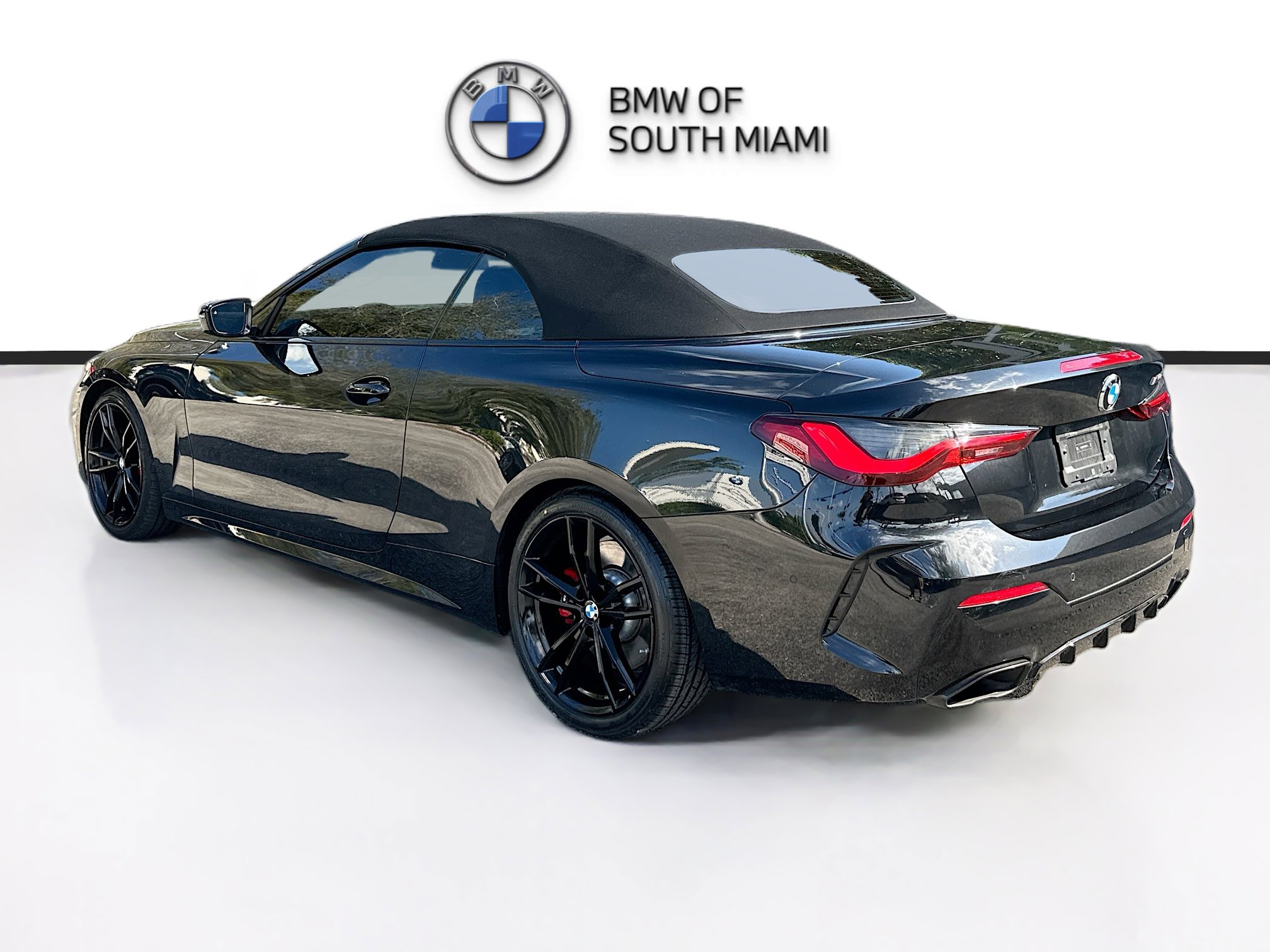 Certified 2024 BMW M440i Convertible w/ Premium Package image 5