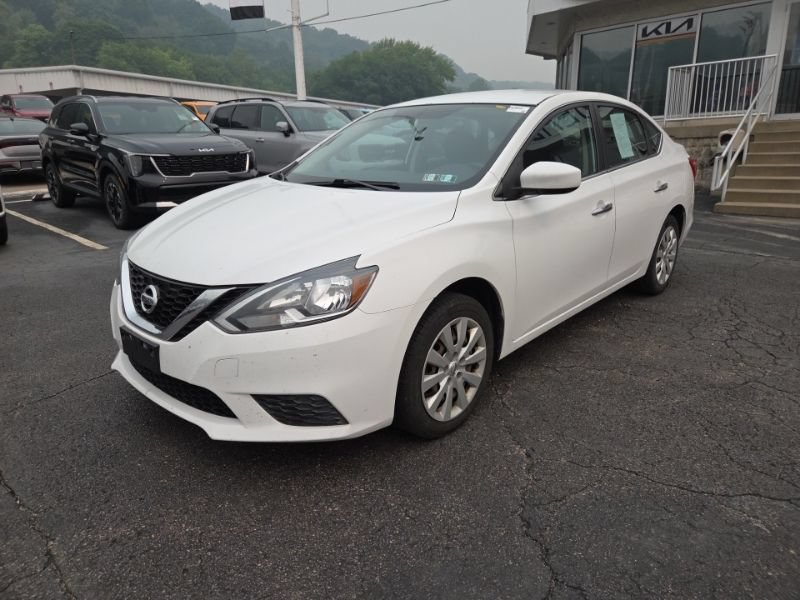 Used 2016 Nissan Sentra S FWD image 3