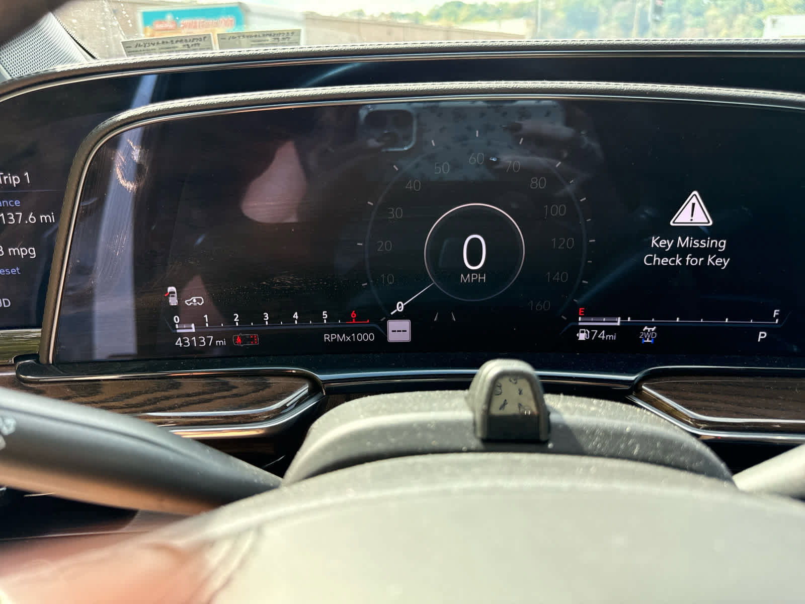 Used 2023 Cadillac Escalade Sport Platinum w/ LPO, ONYX Package image 13