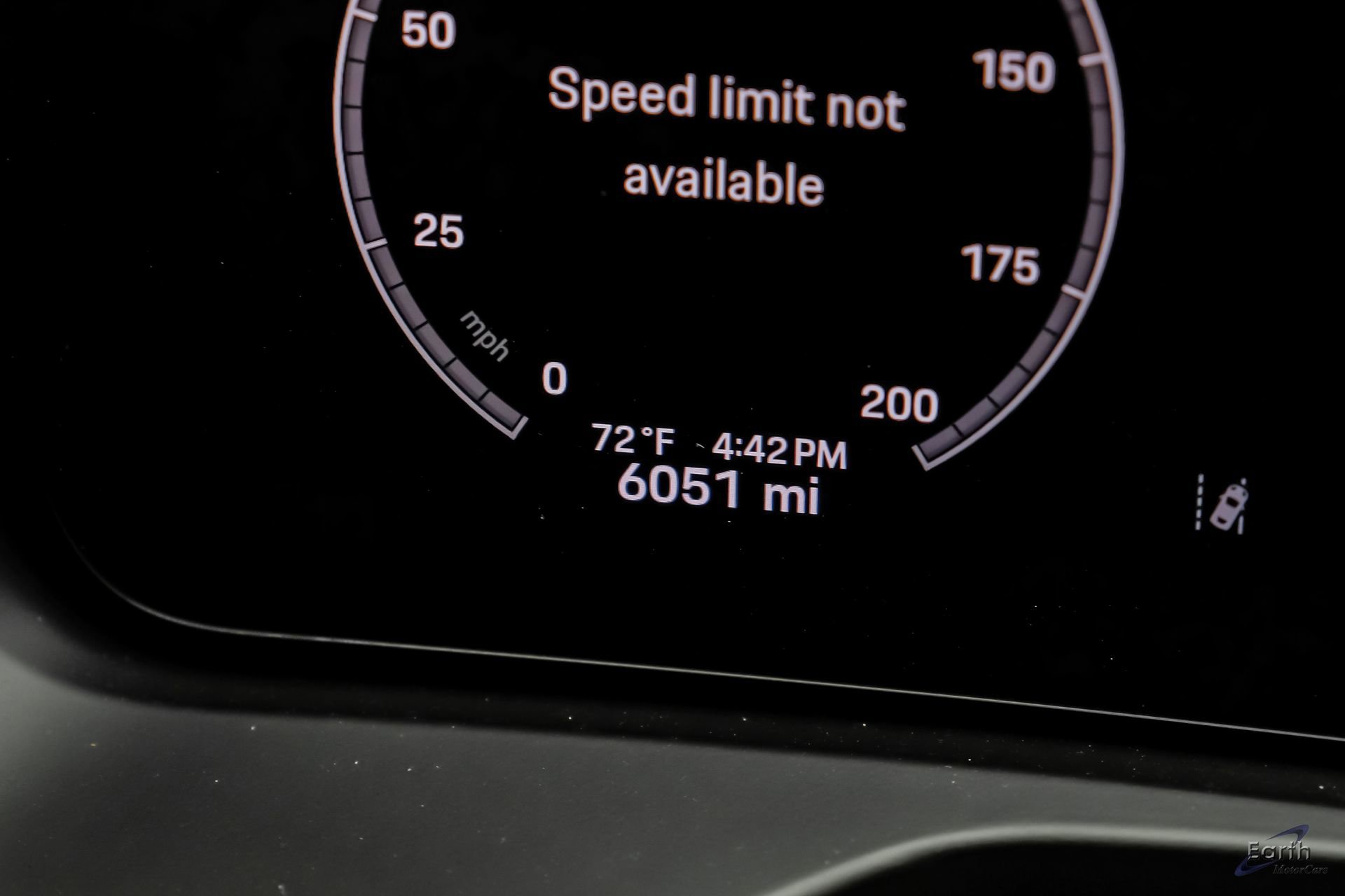 Used 2025 Porsche Panamera w/ Premium Package image 67