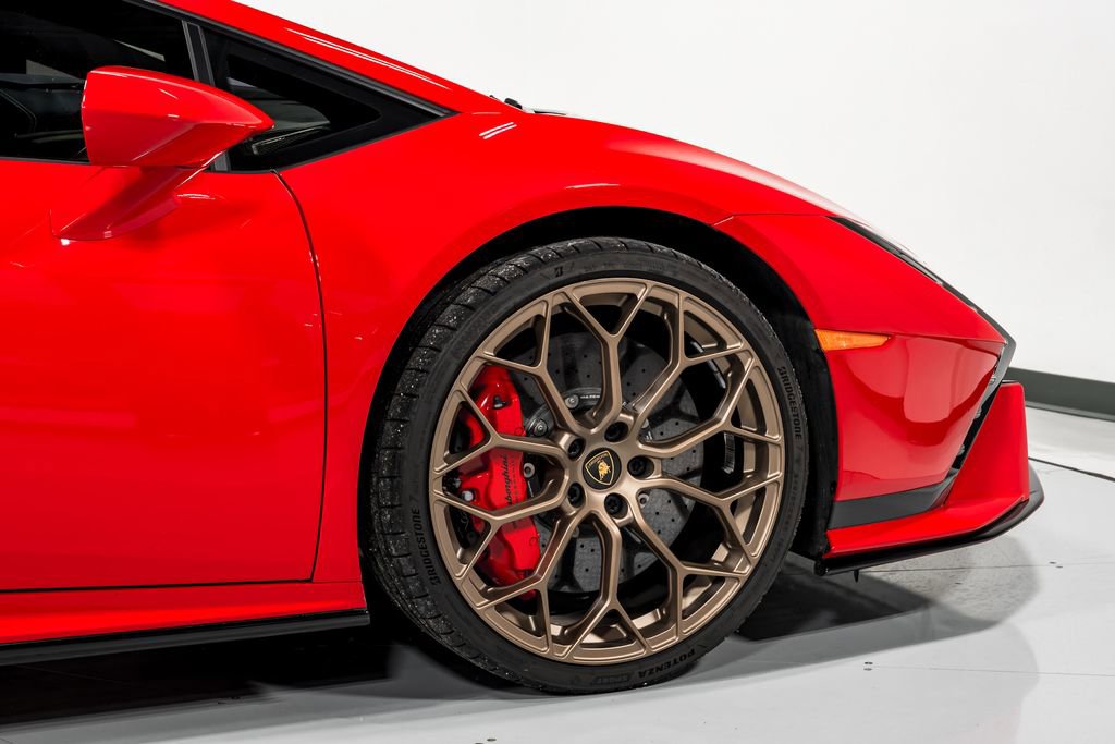 Used 2023 Lamborghini Huracan Tecnica image 45