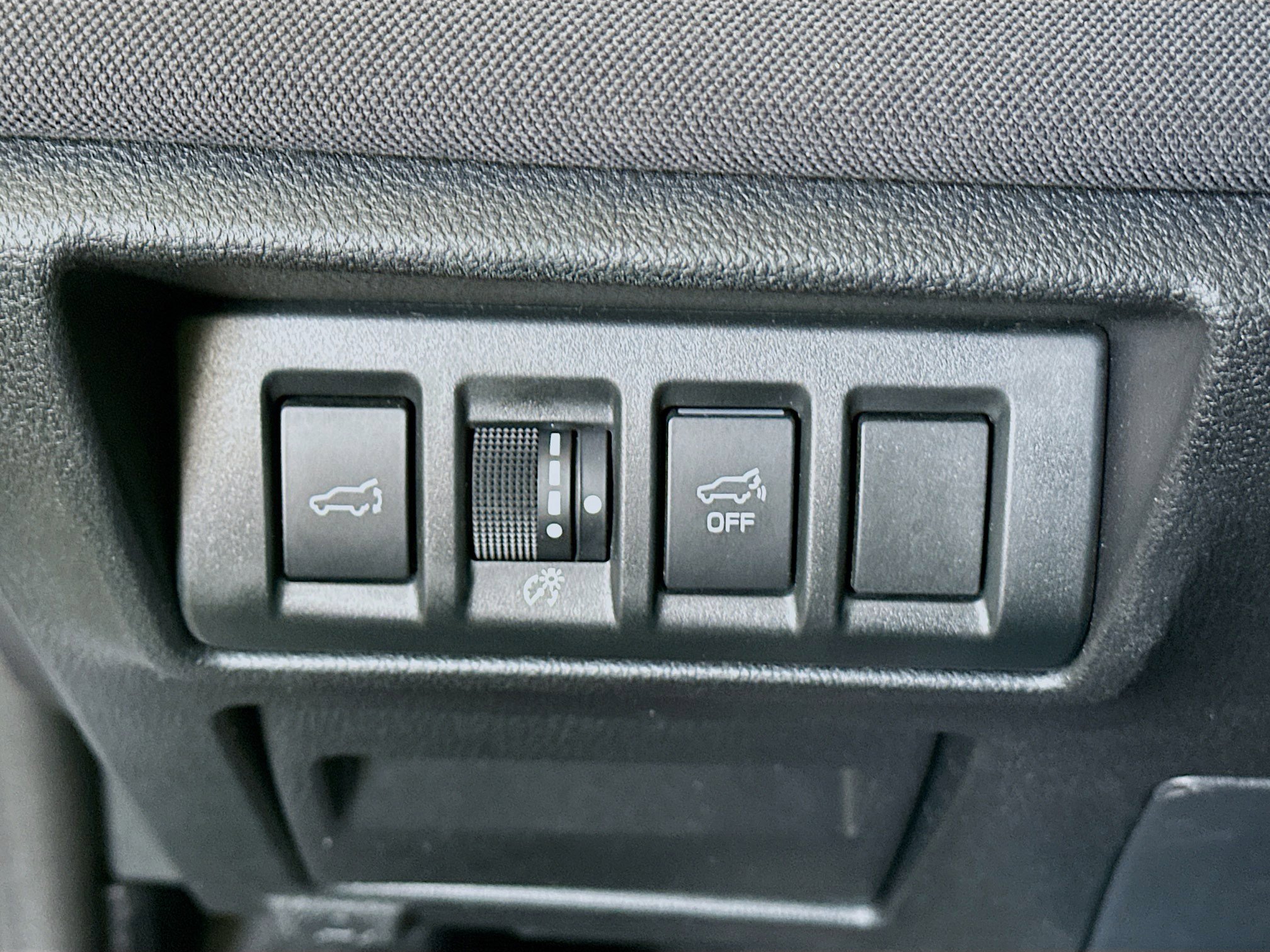 Used 2025 Subaru Outback Premium AWD/4WD image 16