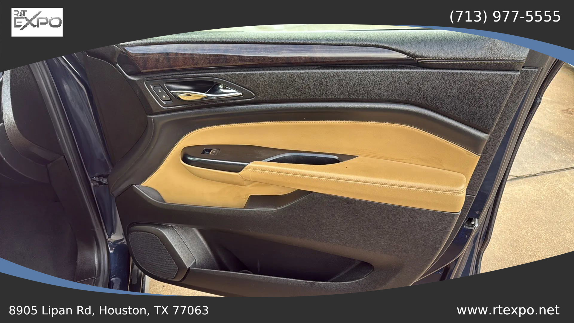 Used 2014 Cadillac SRX Luxury w/ Driver Awareness Package image 37