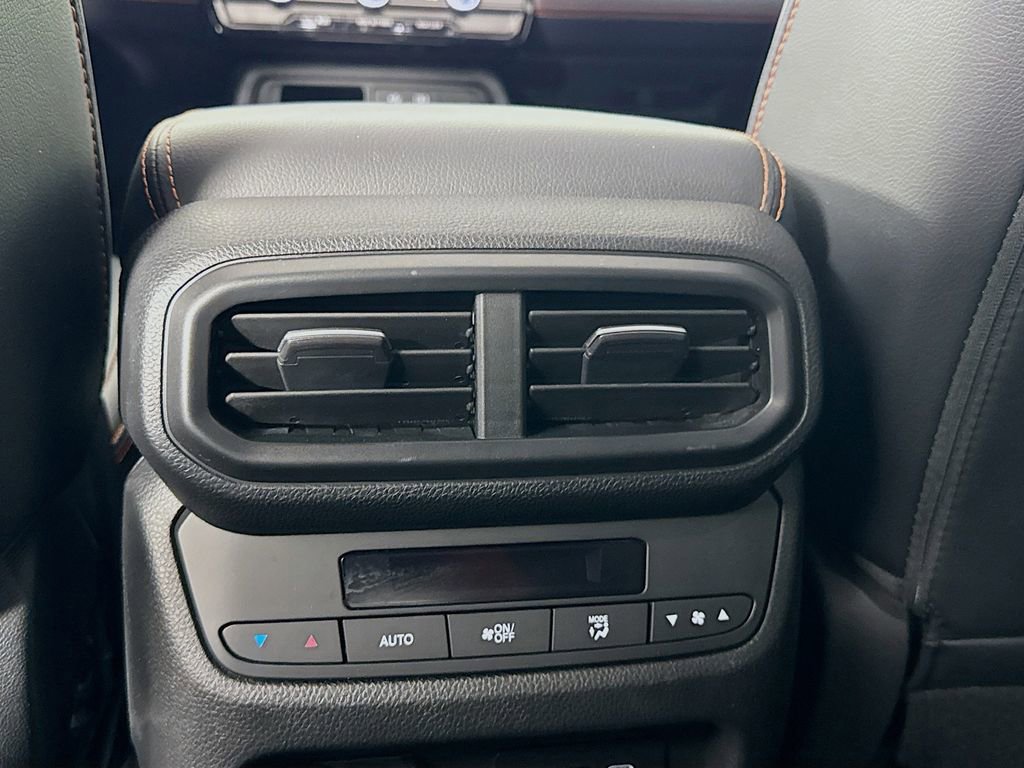 Certified 2024 Honda Pilot TrailSport image 33