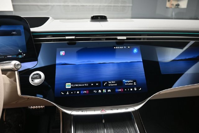 New 2027 Mercedes-Benz S 500 4MATIC image 11