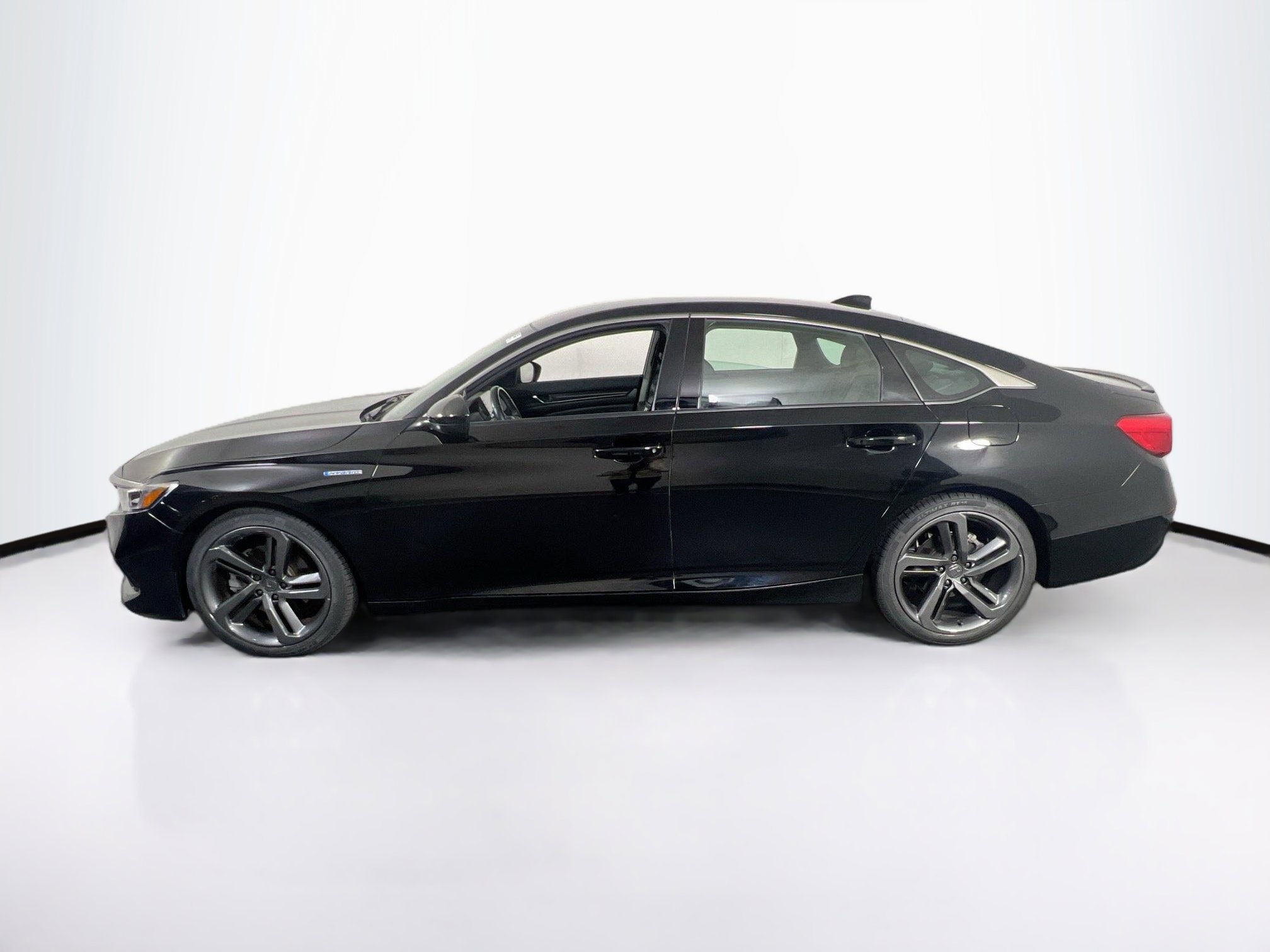 Used 2022 Honda Accord Sport image 8