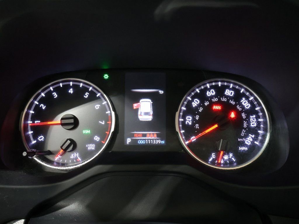 Used 2021 Toyota RAV4 XLE Premium image 43