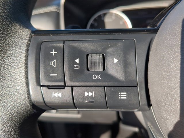 Used 2023 Nissan Rogue SV image 28