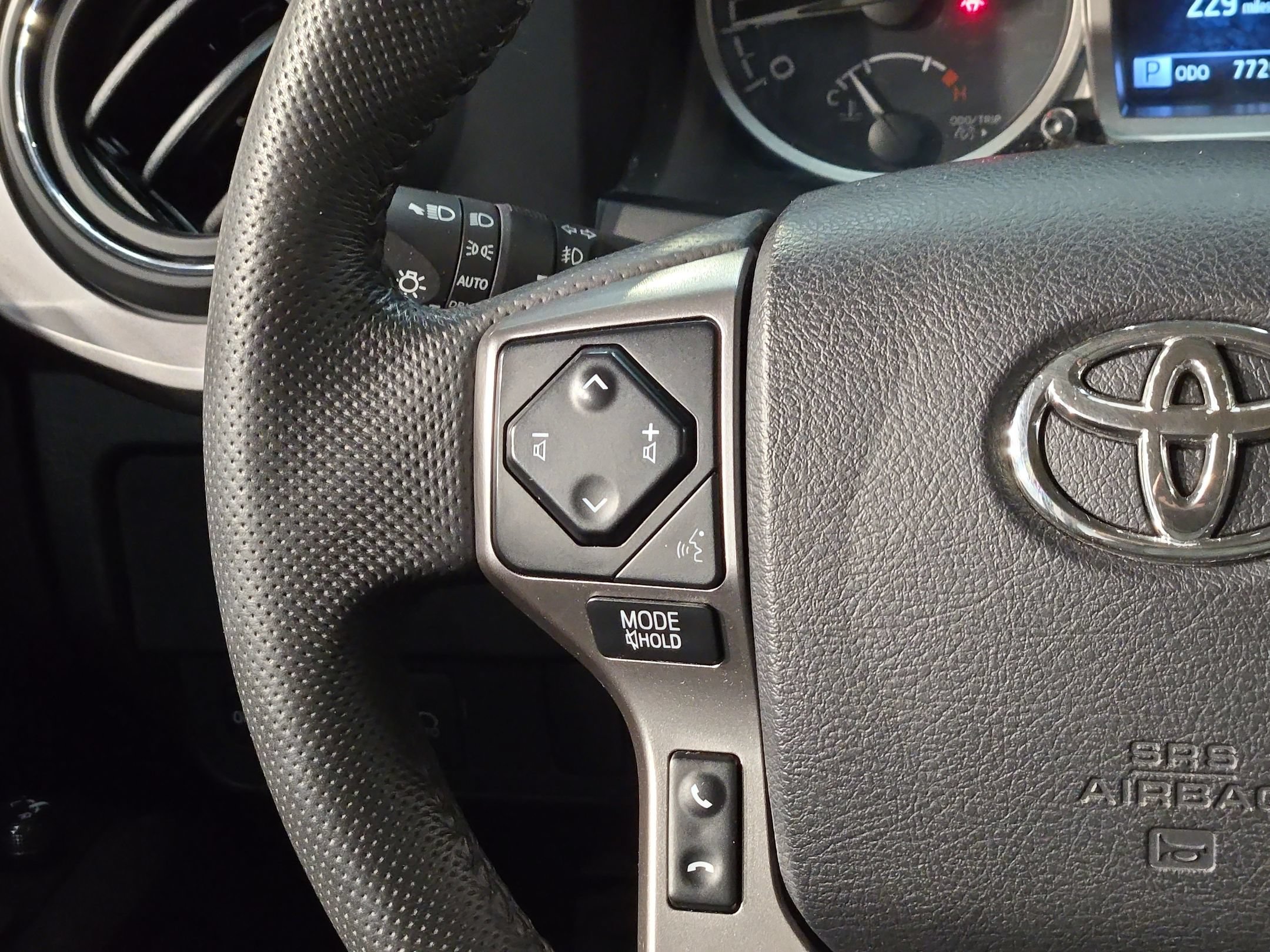 Used 2023 Toyota Tacoma SR5 RWD image 26