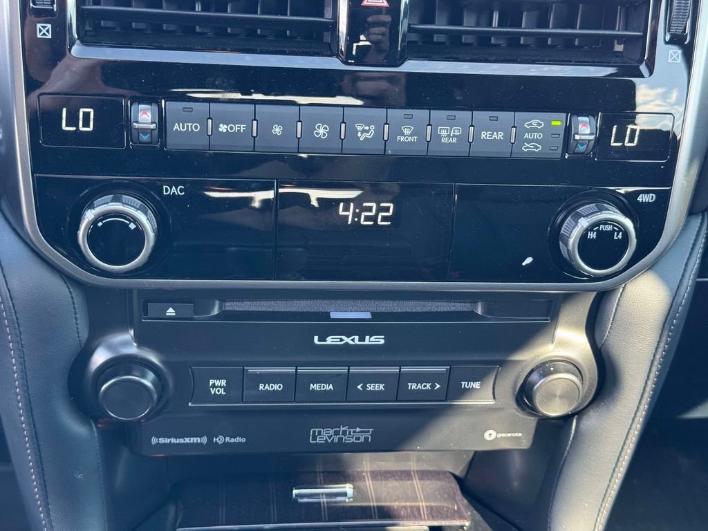Used 2023 Lexus GX 460 Premium w/ Premium Plus Package AWD/4WD image 32