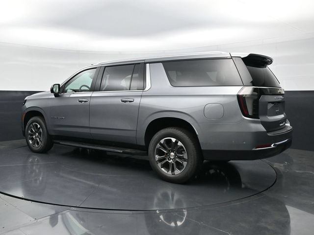 New 2026 Chevrolet Suburban LT w/ Comfort Package AWD/4WD image 9