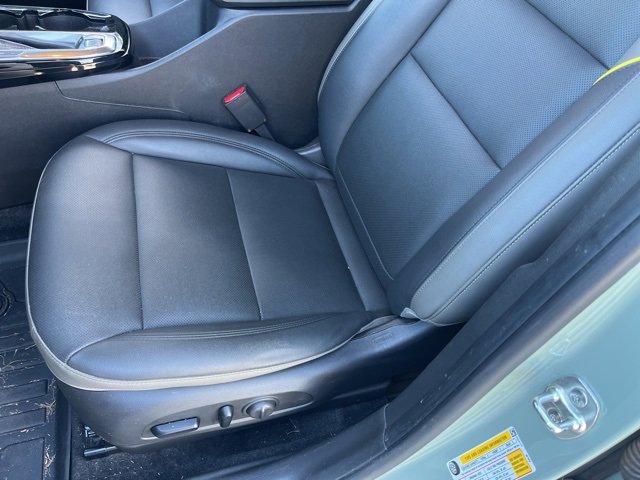 Used 2024 Chevrolet Trax ACTIV w/ Driver Confidence Package image 7