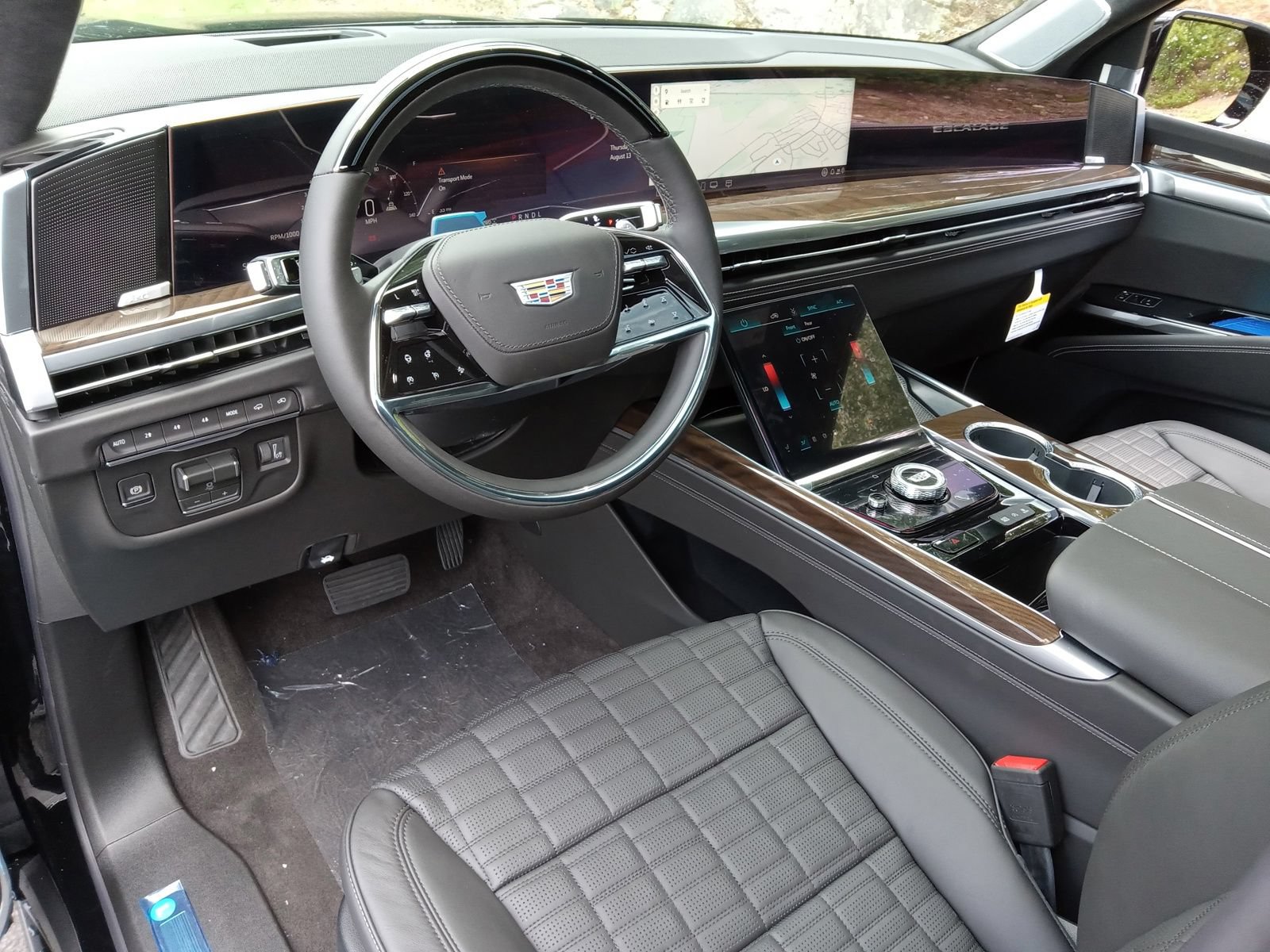 New 2026 Cadillac Escalade ESV Platinum Luxury w/ LPO, Floor Liner Package AWD/4WD image 11